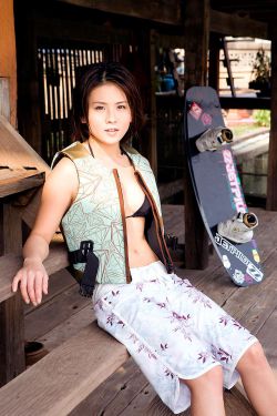 粗大挺进亲女H顾晓晓