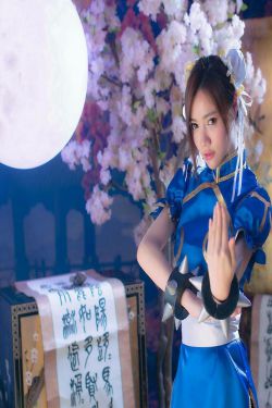 《s货你是不是欠c了公交车站》