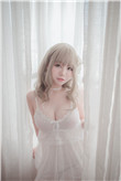 跪在女王脚下