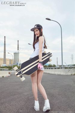 《被同桌扒开腿用震蛋器的感觉》
