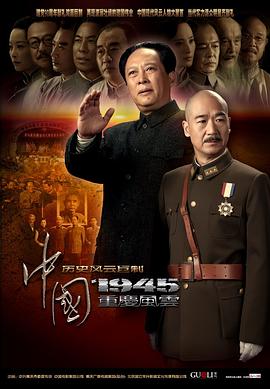 把冰块一块一块的放进冰箱里
